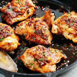 Chicken Thighs with Garlic Sauce