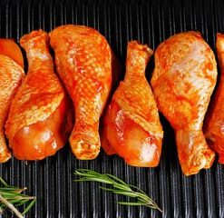 Chicken Legs With Pepper Sauce